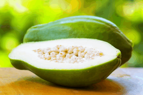 Yerli yeşil papaya 1 kg, sindirim dostu enzimleri ve hafif aromasıyla sağlıklı tariflere tropikal bir dokunuş katmak için ideal bir tercihtir.